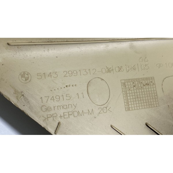 Acabamento Coluna Vidro ( Tras Dir ) - Bmw X1 Sdrive 2012 B4