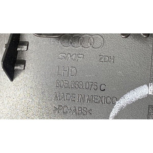 Acabamento Porta Luvas - Audi Q5 Sline 2022