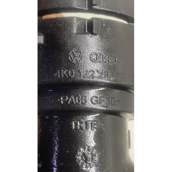 Mangueira Conjunto Radiador - Audi Q5 Sline 22 ( 4k0122293 )