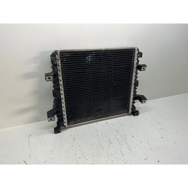 Radiador De Agua Auxiliar Esquerdo Audi Q7 2012 7l8121212a