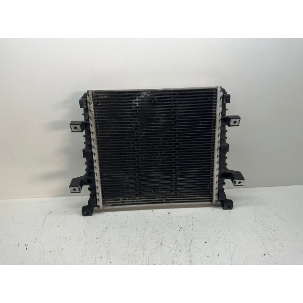 Radiador De Agua Auxiliar Esquerdo Audi Q7 2012 7l8121212a
