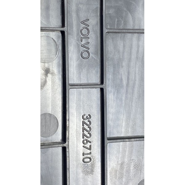 Tapete Carregador Indução - Volvo Xc40 T-4 Inscript 2020