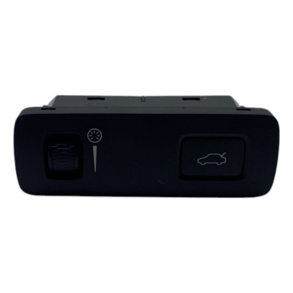 Botão Abertura Porta-malas - Volvo Xc40 T-4 Inscript 2020