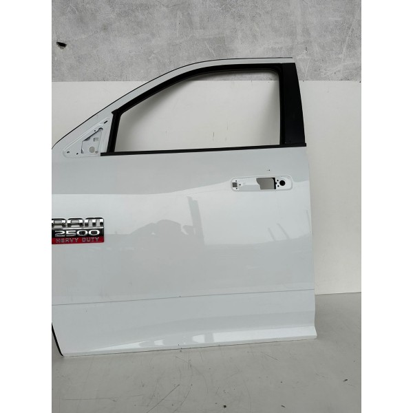 Porta Dianteira Esquerda Dodge Ram 2012