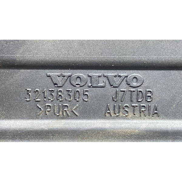 Tampa Capa Motor - Volvo Xc40 T-4 Inscript 2020