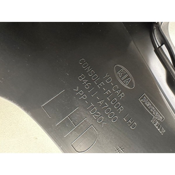 Console Central Kia Cerato 2014 84611a7000