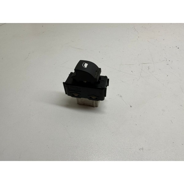 Botão Vidro Elétrico Traseiro Direito Peugeot 208 2014 4570