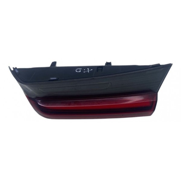 Lanterna Tampa Traseira ( Direita ) - Bmw 320i 2022