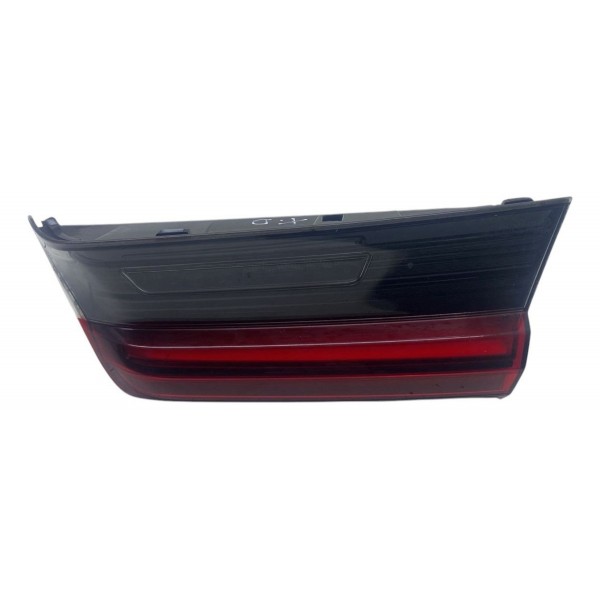 Lanterna Tampa Traseira ( Direita ) - Bmw 320i 2022