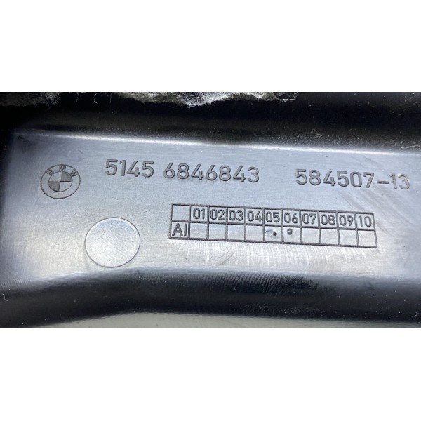 Acabamento Painel Inferior ( Direito ) - Bmw 320i 2022