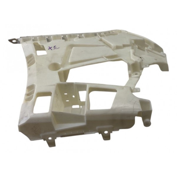 Guia Parachoque ( Traseiro Esquerdo ) - Bmw 320i 2022 B6