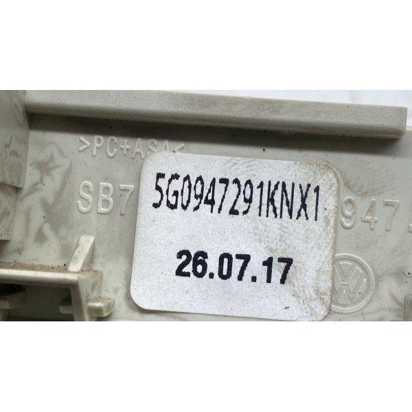 Luz Cortesia / Teto - Volkswagen Passat Tsi 2018