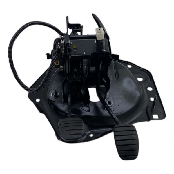 Pedal Freio / Acelerador - Renault Clio Authentique 2015