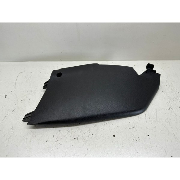 Acabamento Lateral Direito Peugeot 208 2014 9800639577 4479