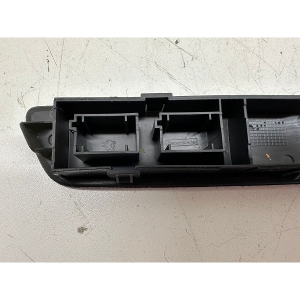 Acabamento Painel Esquerdo Peugeot 208 2014 4410