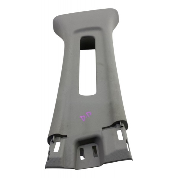 Acab. Coluna Central ( Diant Dir ) - Honda Hrv Exl 2023 1.5