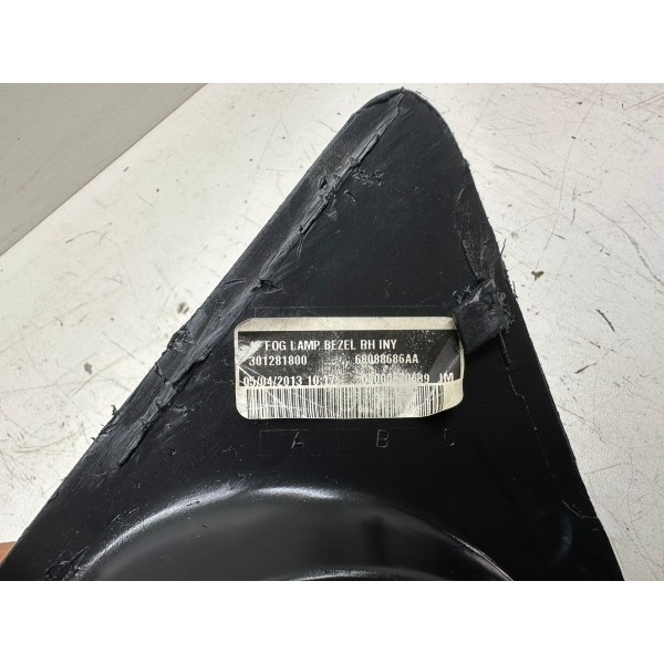 Moldura Farol De Milha Diant Direito Dodge Journey 2013 4328