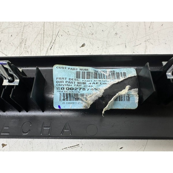 Soleira Da Porta Traseira Esquerda Dodge Journey 2013 4325