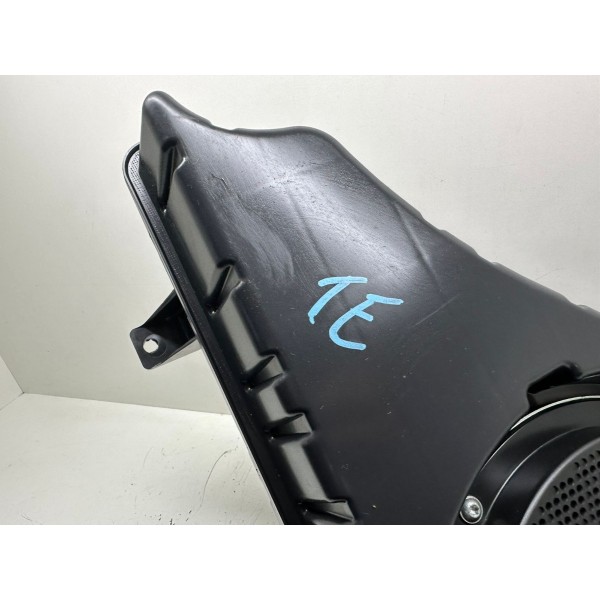 Alto Falante Subwoofer Traseiro Esquerdo Dodge Journey 2013