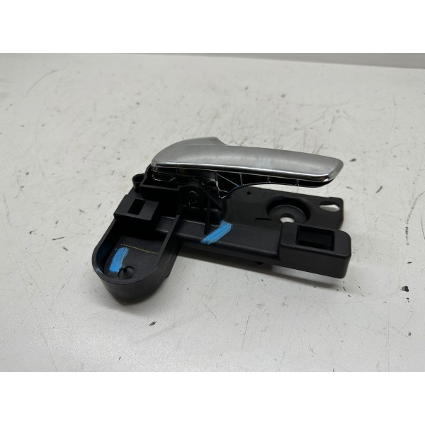 Maçaneta Interna Traseira Esquerda Dodge Journey 2013 4225