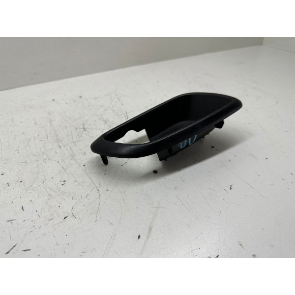 Moldura Maçaneta Int. Diant. Direita Dodge Journey 2013 4210