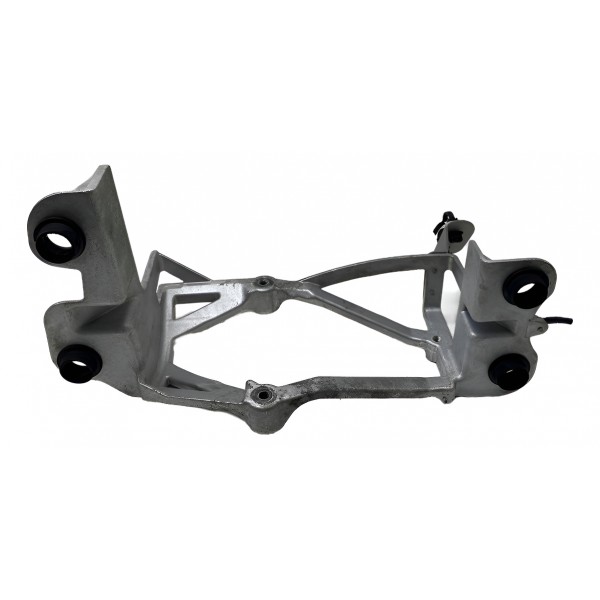 Suporte Compressor A/c - Volvo Xc40 Recharge 2022