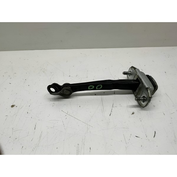 Limitador De Porta Dianteira Direita Kia Optima 2013 3107