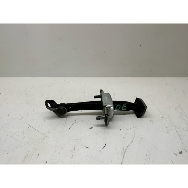 Limitador De Porta Dianteiro Esquerdo Kia Optima 2013 3142