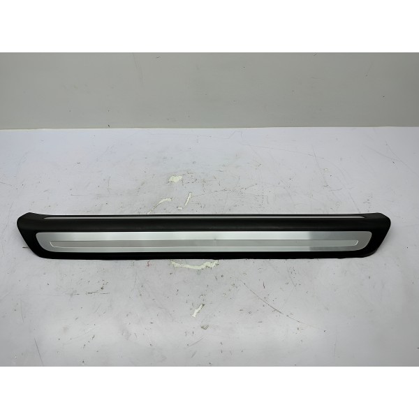 Soleira Porta Dianteira Esquerda Audi Q3 2014 5019