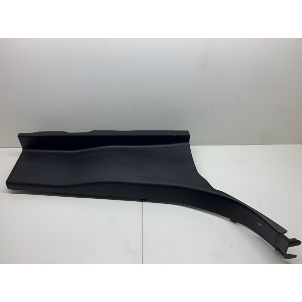 Acabamento Coluna Traseira Direita Toyota Hilux Srx 2022