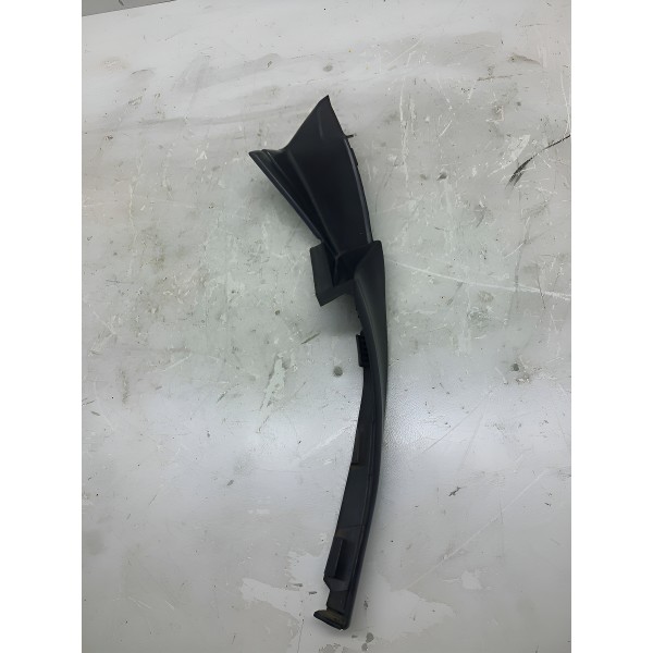 Acabamento L/direi Churrasqueira Nissan Kicks Exclusive 2022 Preto Direito