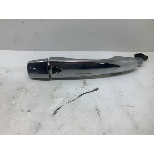 Maçaneta Porta Tras/esquerda Nissan Kicks Exclusive 2022 Tr Traseira