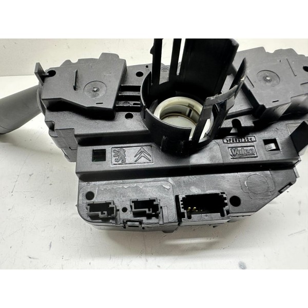 Chave De Seta Peugeot 208 2017 E10677110 5261