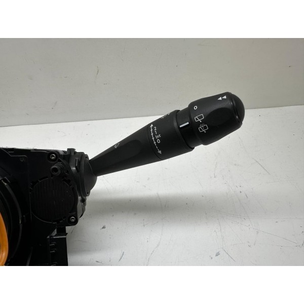 Chave De Seta Peugeot 208 2017 E10677110 5261