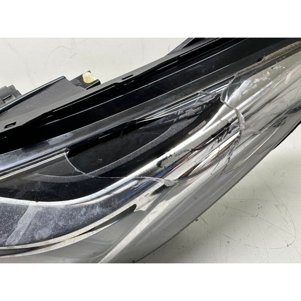 Farol Esquerdo Com Detalhe Cruze Lt 2017