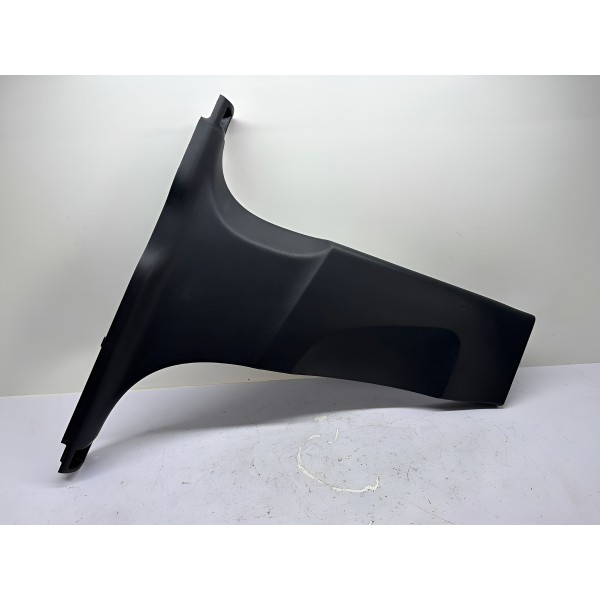 Acabamento Inferior Coluna Esquerda Audi Q3 2014 8u0867239