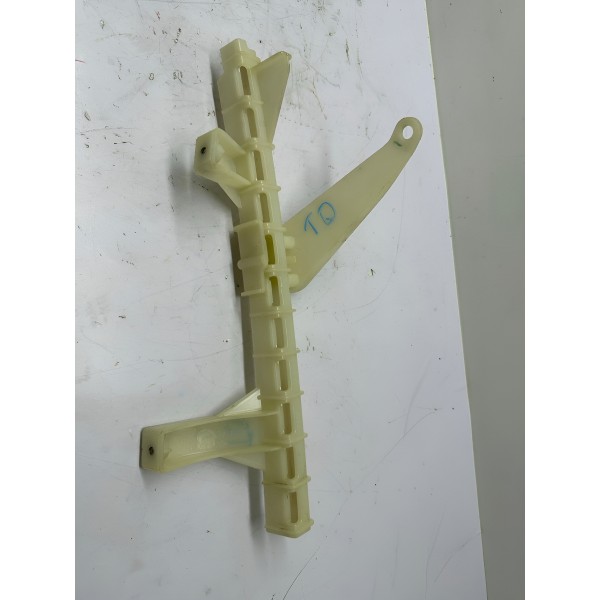 Guia Do Vidro Traseiro Direito Audi Q3 2014 4694