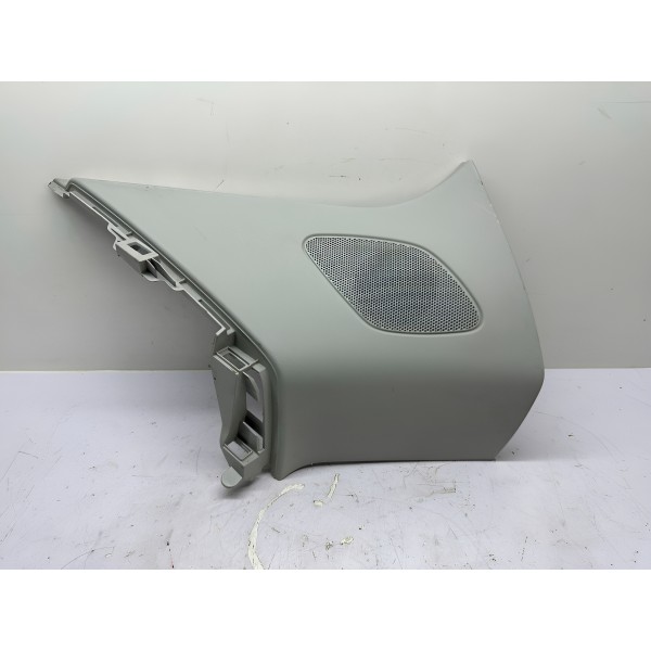 Acabamento Coluna Traseira Esquerda Audi Q3 2014 4691