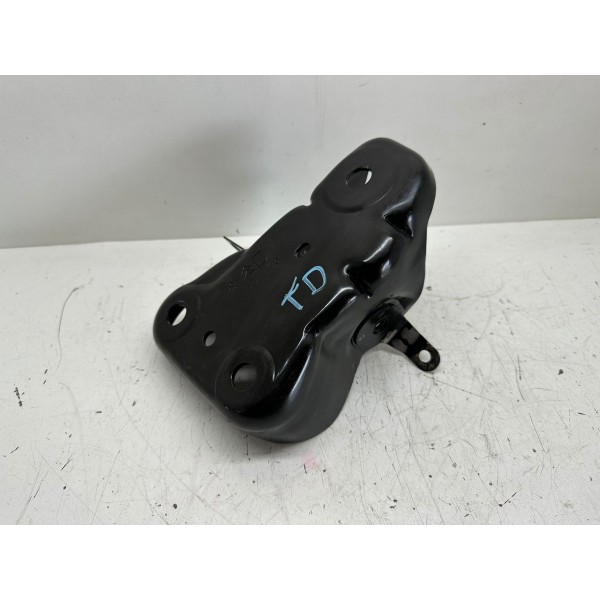 Suporte Do Eixo Traseiro Direito Peugeot 208 2014 4471