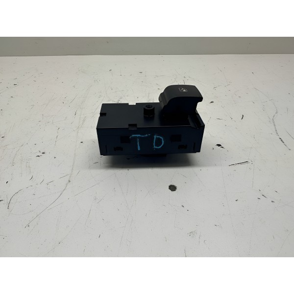 Botão Comando Vidro Tras Direito Cruze Lt 2017 3742 13408452