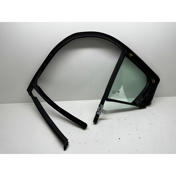 Vidro Fixo Dianteiro Direito Cruze Lt 2017 3548