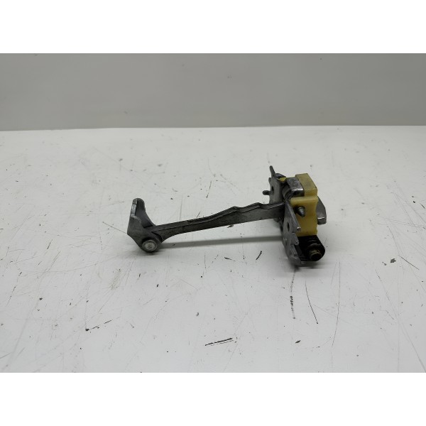 Limitador De Porta Traseiro Esquedo Fluence 2013 3332