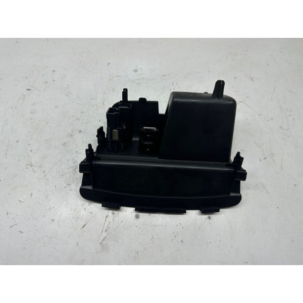 Porta Objetos C/usb E Tomada 12v Peugeot 208 2017 5400