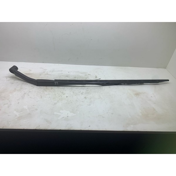 Haste Limpador L/esque Parabrisa Nissan Kicks Exclusive 2022 Esquerdo