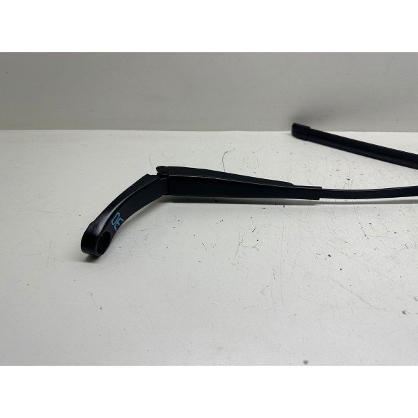 Braço Limpador Para Brisa Esquerdo Cruze Lt 2017 3572