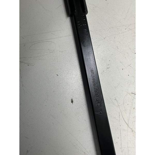 Braço Limpador Para Brisa Direito Cruze Lt 2017 3571