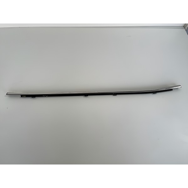 Pestana Cromada Traseira Esquerda Da Lifan X80 2019 55