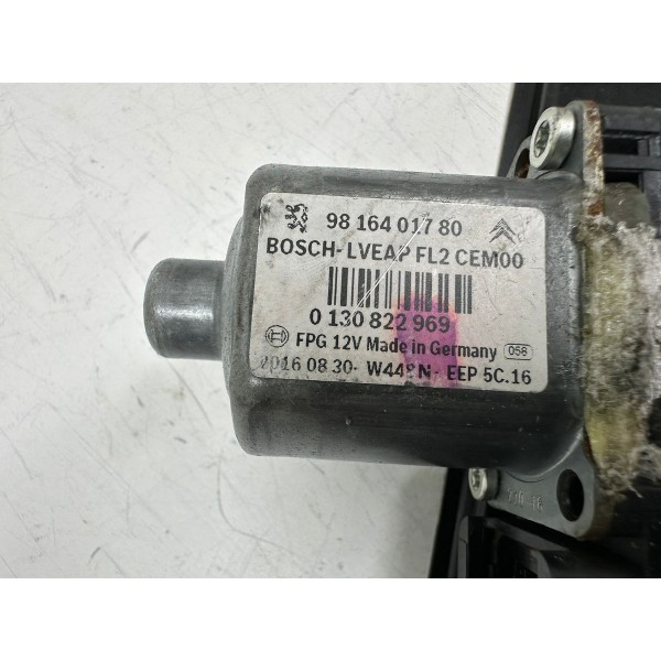 Máquina Vidro Dian/esquerda Peugeot 208 2017 9816401780 5218