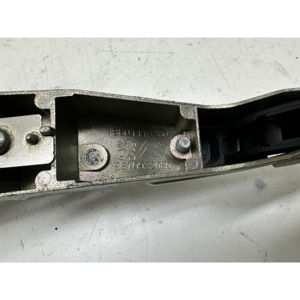 Maçaneta Externa Traseira Esquerda Peugeot 208 2017 5201