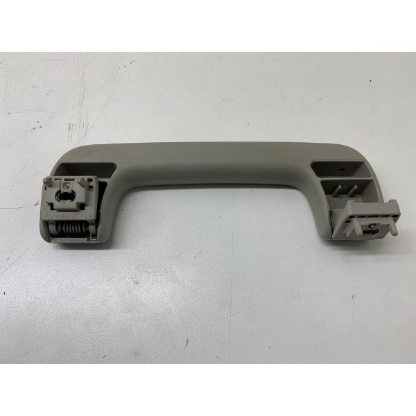 Alça De Teto Dianteira Direita Audi Q7 2012 8p0857607 4015